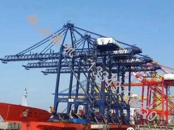 湖南衡陽岸橋廠家岸橋工作起來效率高，節(jié)省空間